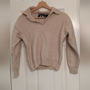 100% Beige cashmere sweater
